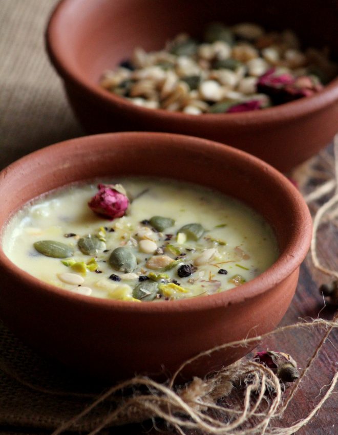 Apple and Thandai Kheer (Saeb Aur Thandai Ki Kheer)